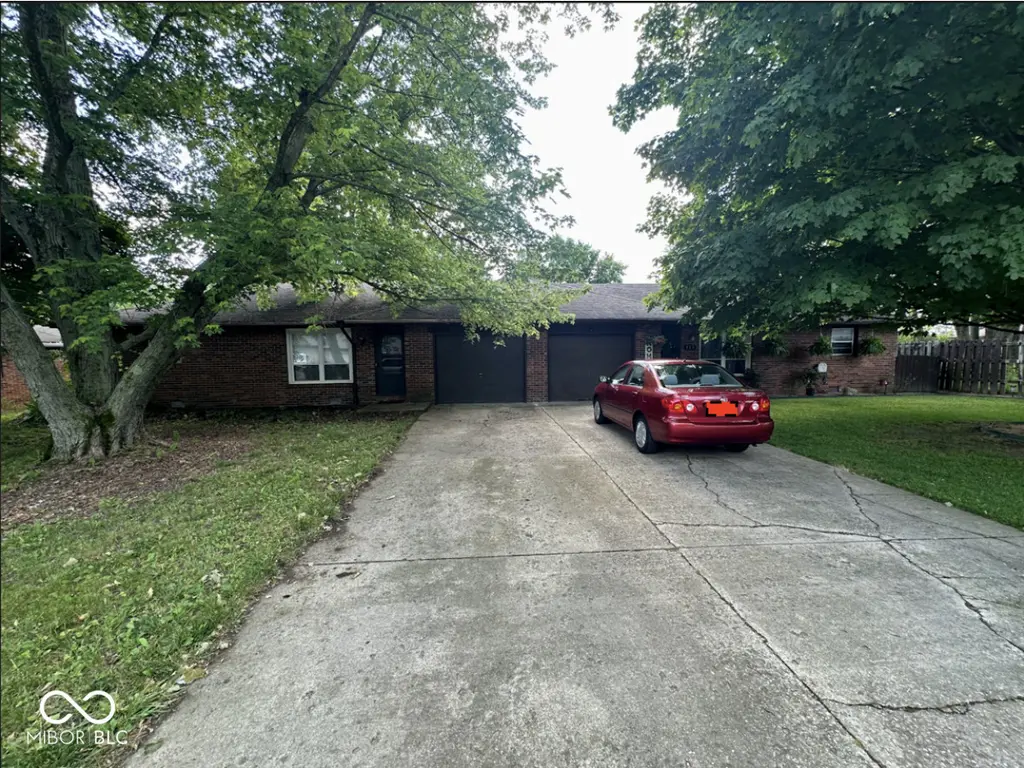 111 Darin Ct