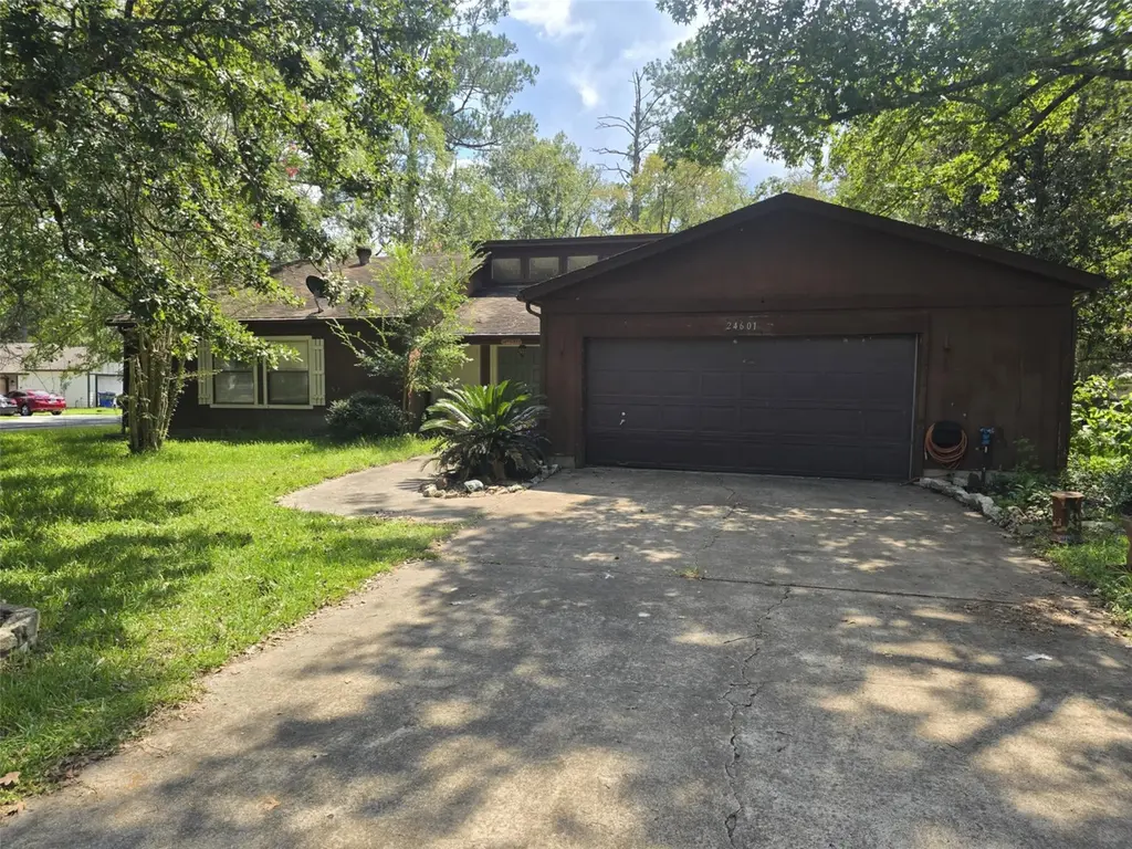 26401 Darkwood Ct
