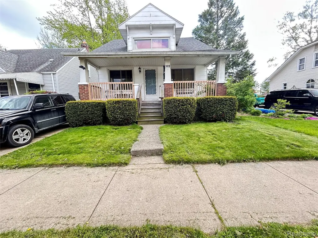 1419 Progress Ave