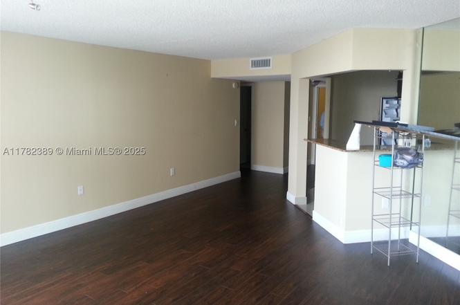 2750 NE 183rd St #2607