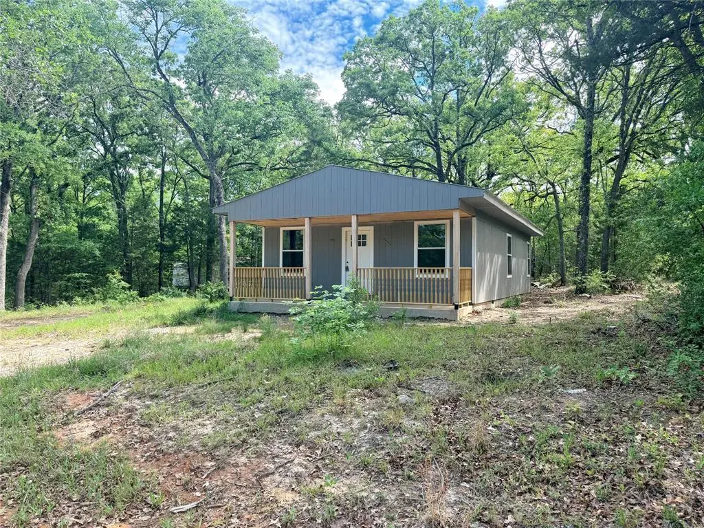 7137 Cayuga Dr