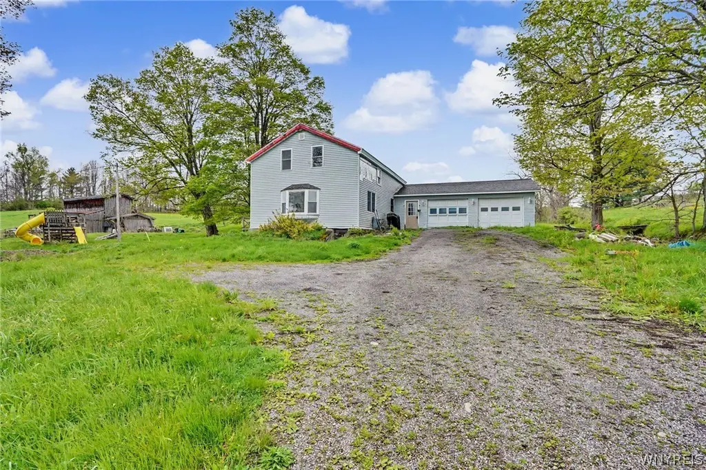 6300 Hill Rd
