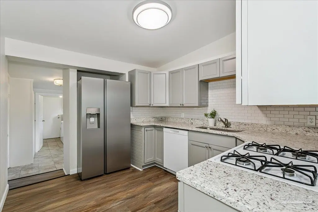 10 Cloverland Ct