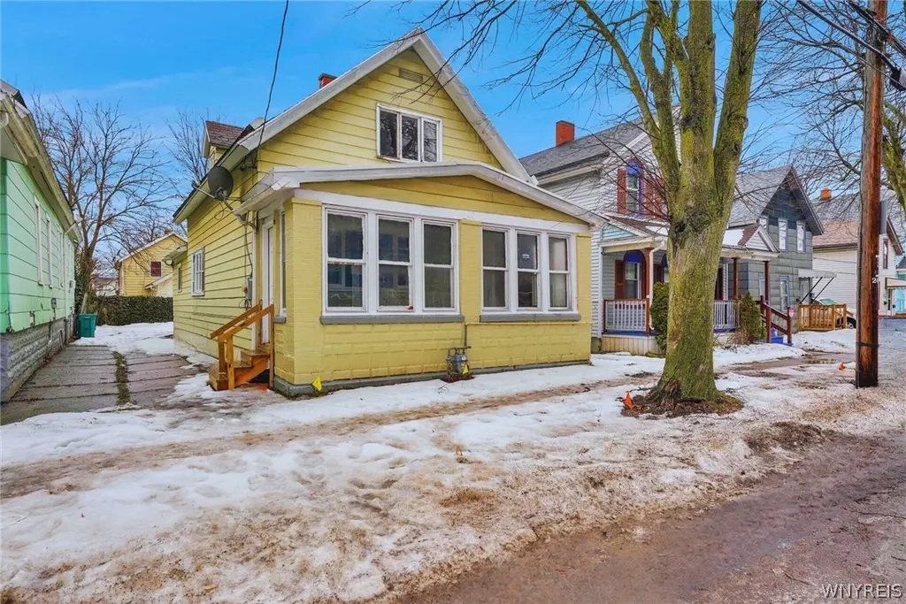240 East St