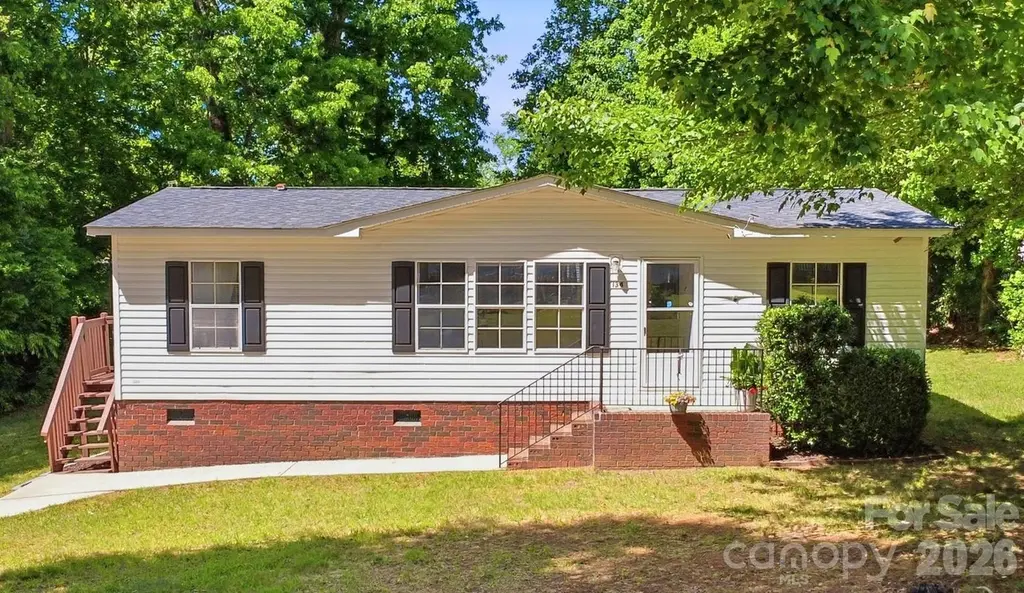 134 Knight N Gail Dr