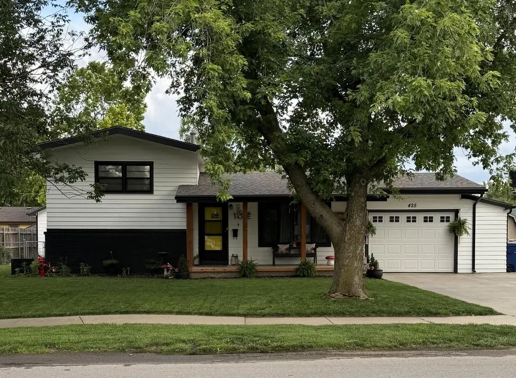 425 W 5th
