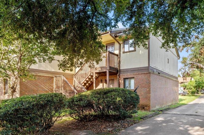 216 Dixie Dr #8