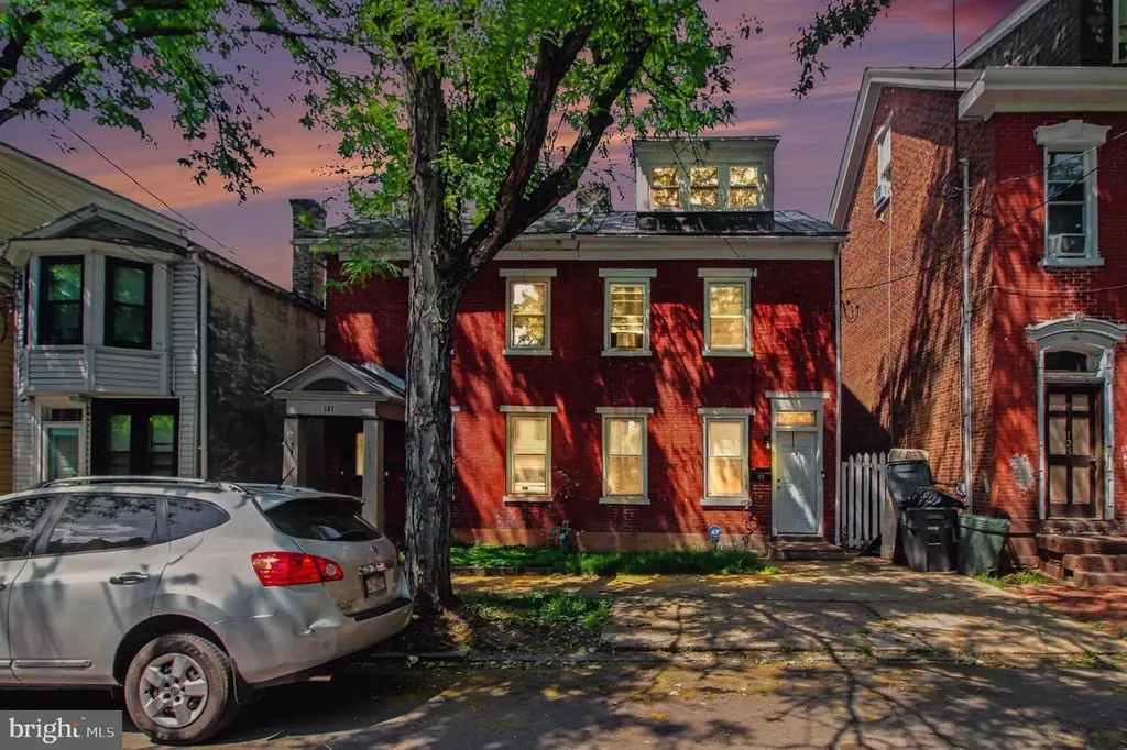 123 King St
