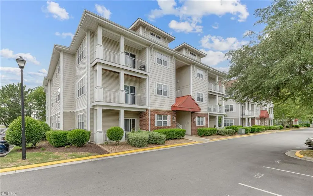 5317 Warminster Dr #103