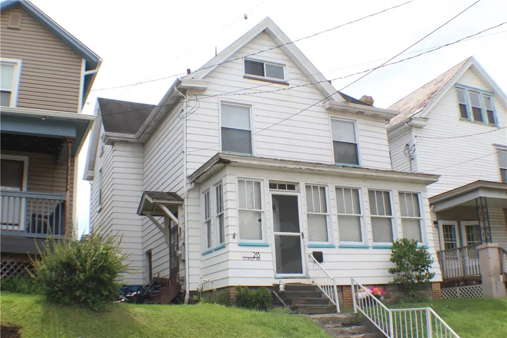 213 Lookout Ave