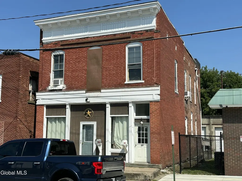 57 Elm St