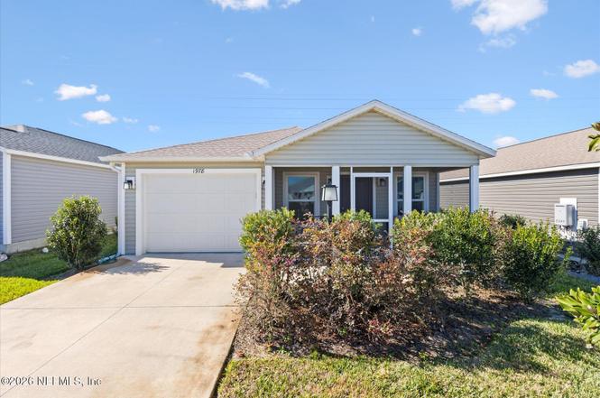1978 Lockett Ln