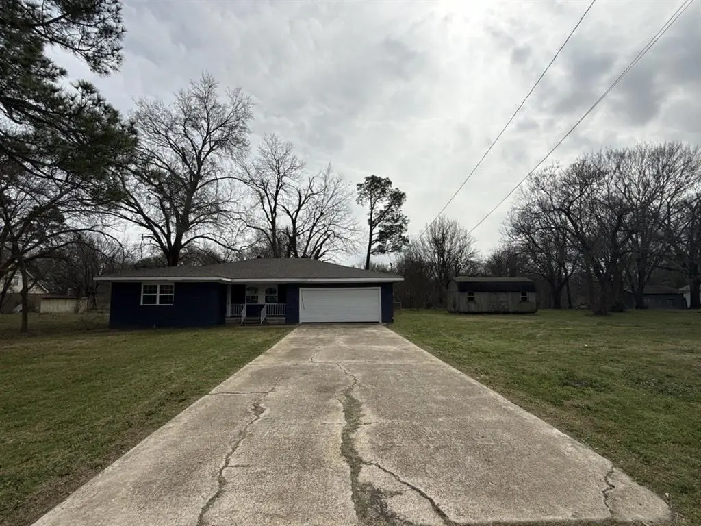 410 Lone Star Rd