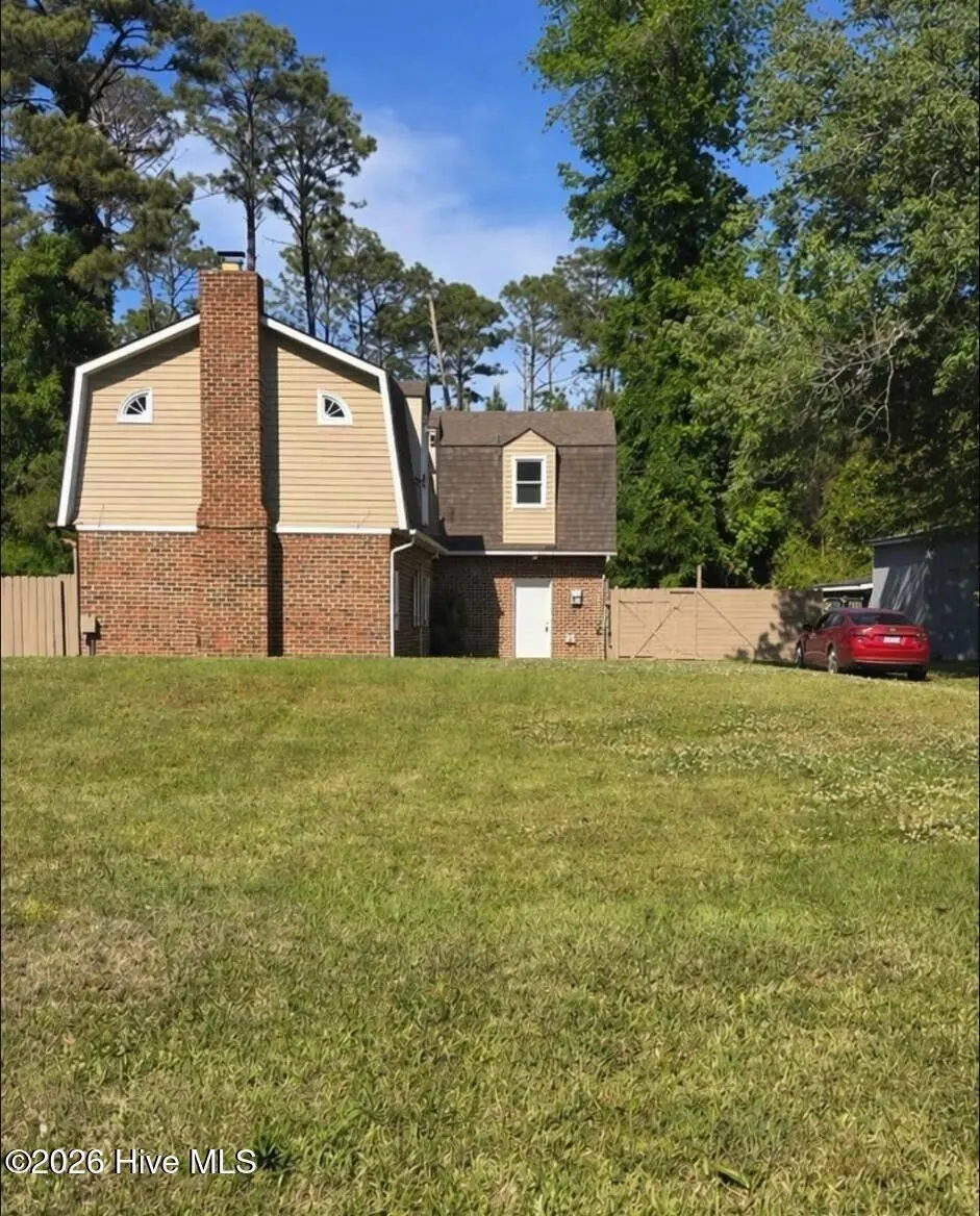 104 Croatan Dr