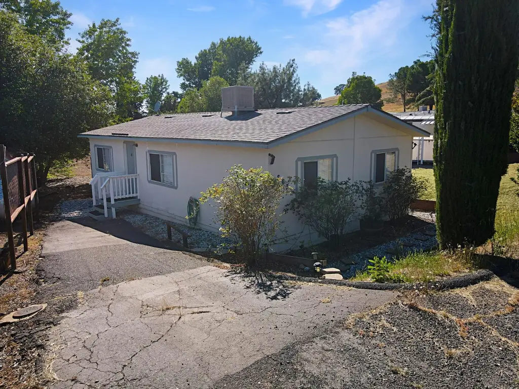 865 Sequoia Cir