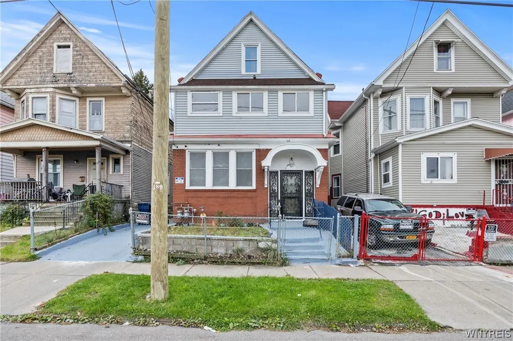 189 Kingsley St