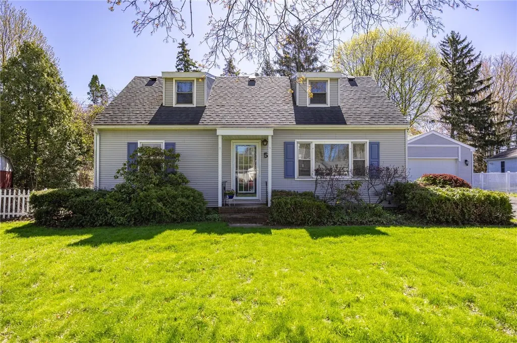 5 Hillside Dr