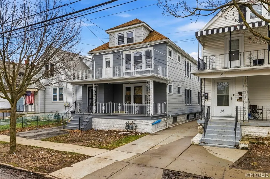 335 Riverside Ave