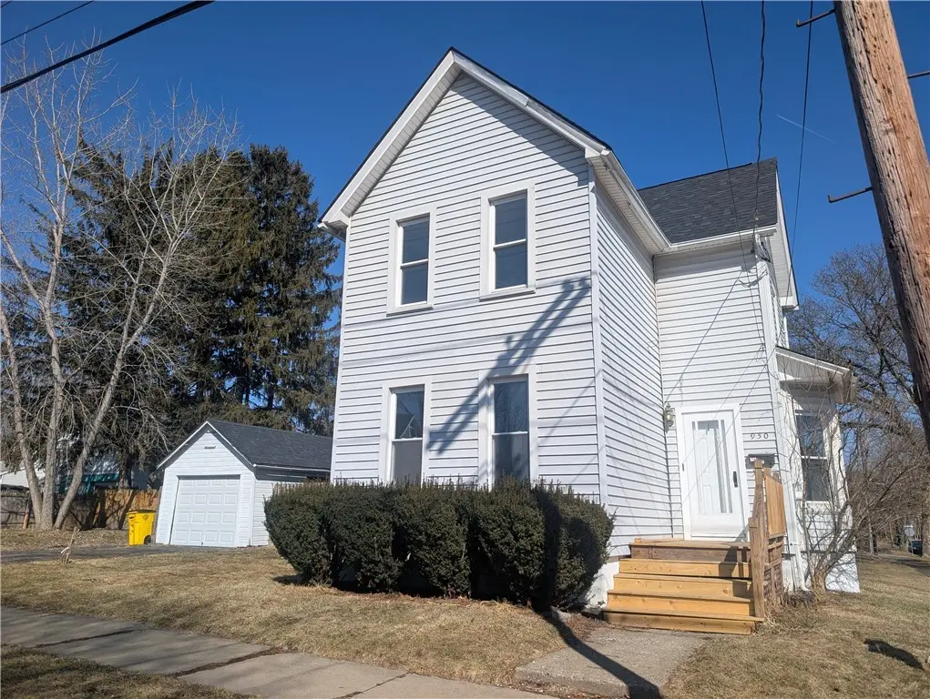 950 N Main St