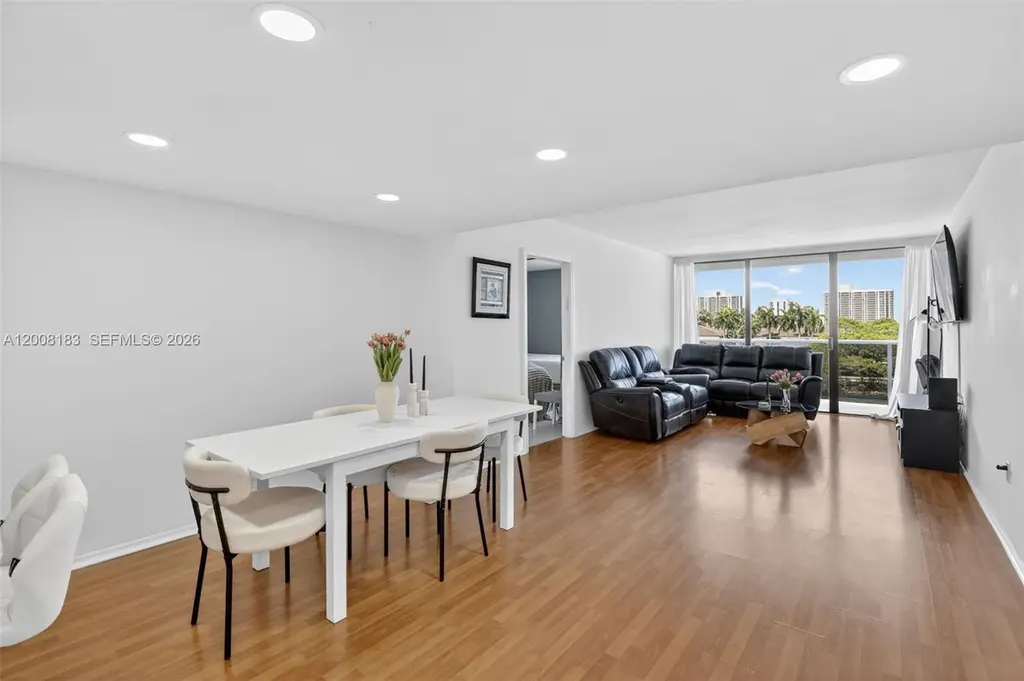 3675 N Country Club Dr #410