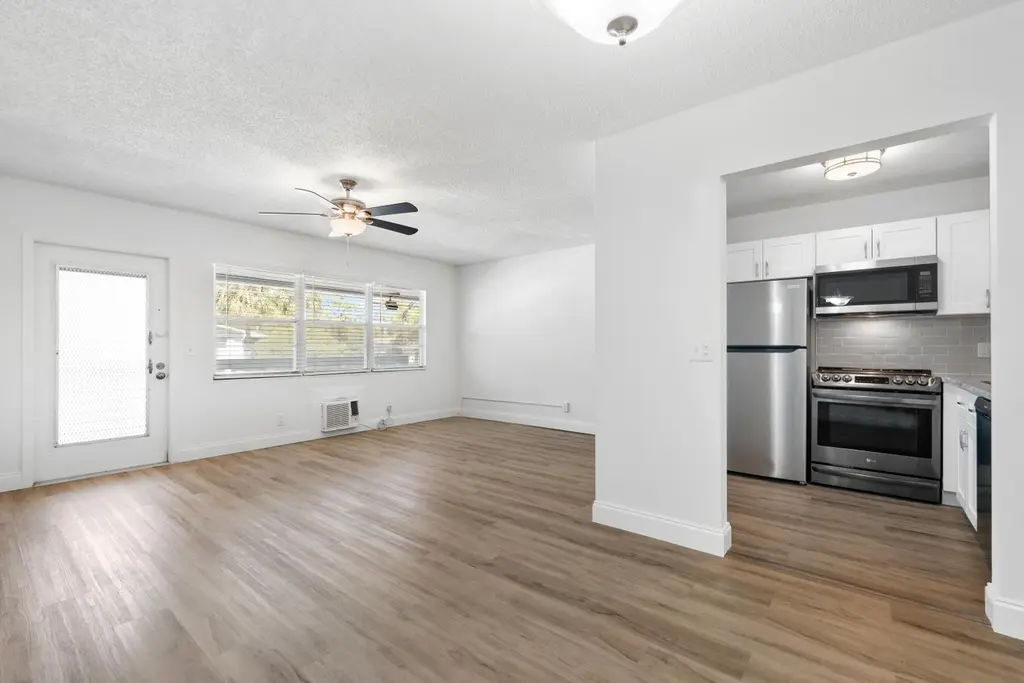 142 Ventnor Dr Unit I