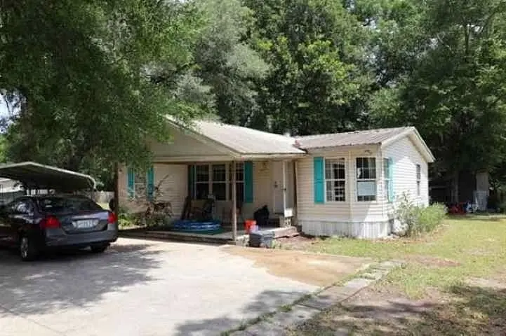 8877 High Bridge Rd