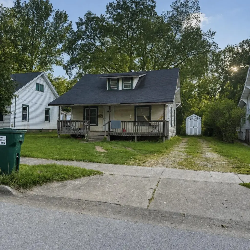 2511 N Main Ave