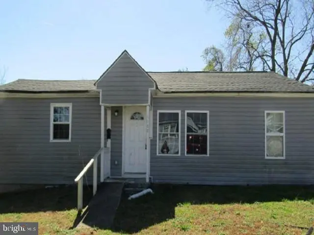 1003 Freeney Ave