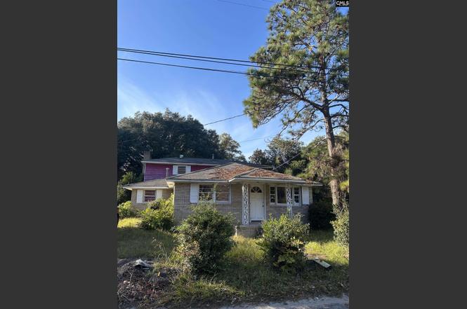 24 Community St