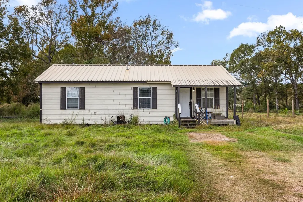 143 County Road 2315