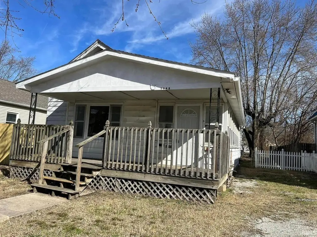 1309 N Fourth Ave