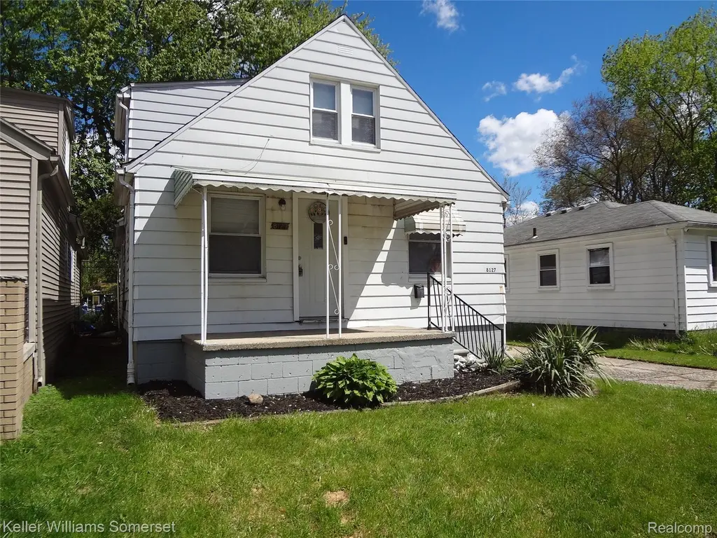 8127 Orchard Ave