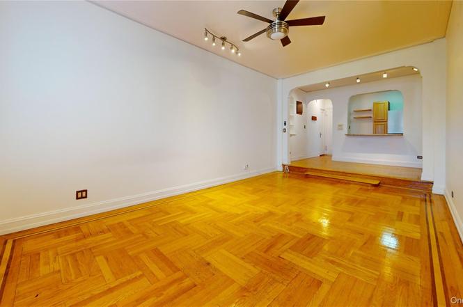 2160 Bronx Park E Unit 6J