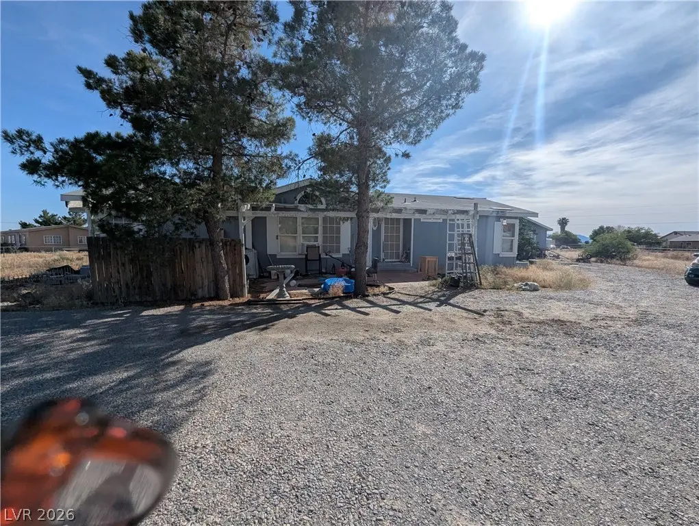 3930 Sagebrush Ave
