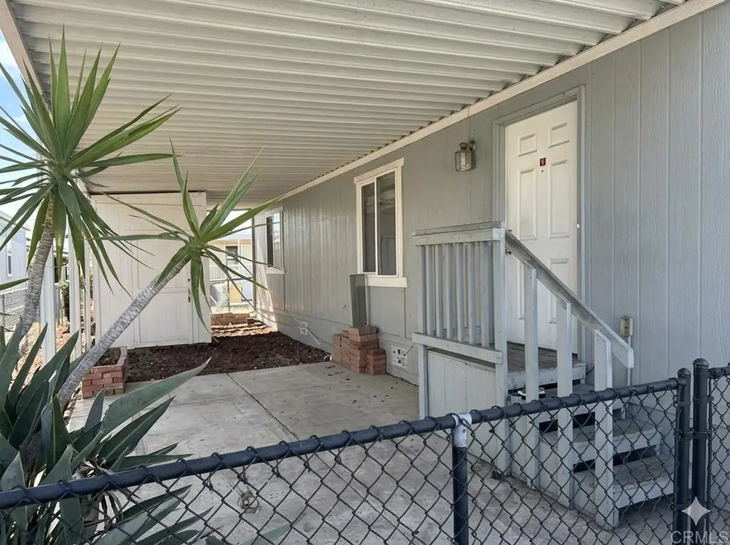 1600 E Vista Way Space 37