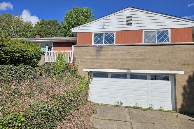 200 Lookout Dr