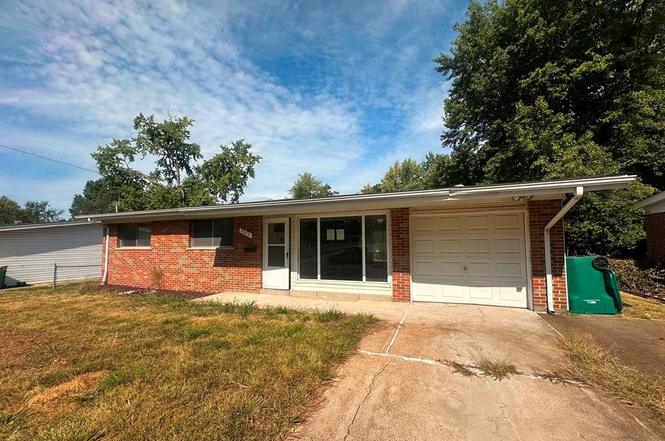 2353 Hallwood Dr