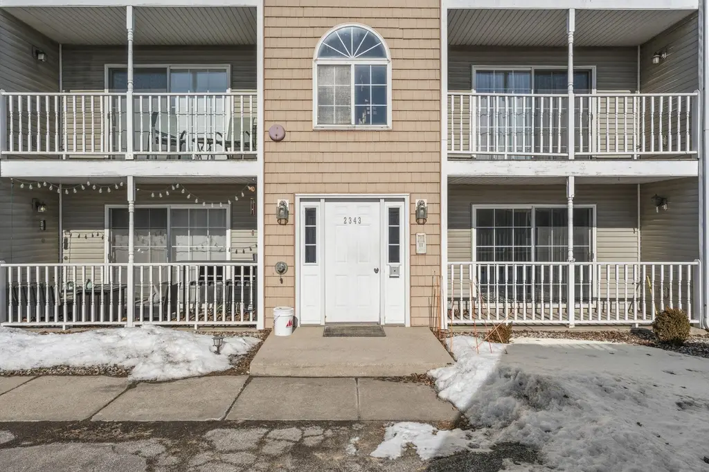 2343 99th St Unit 2a