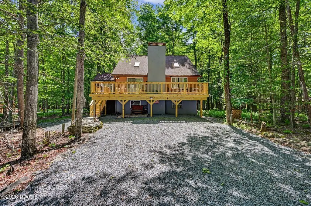70 Underwood Ln