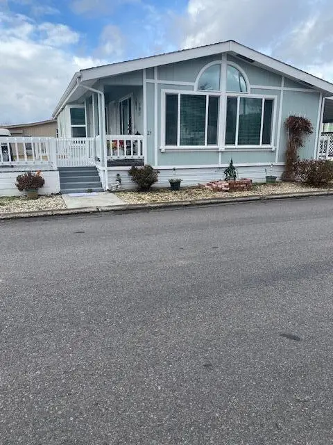 4200 Summers Ln Unit 23