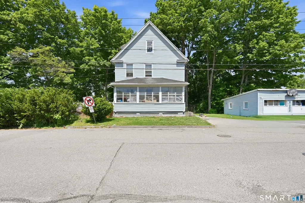 31 Smith St