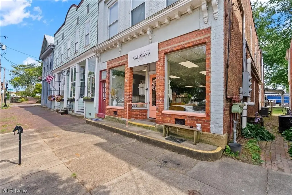 118 Maple St