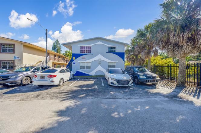 640 SW 16th Ave