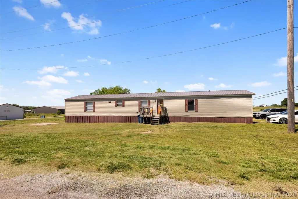 297 E Paudom Ave