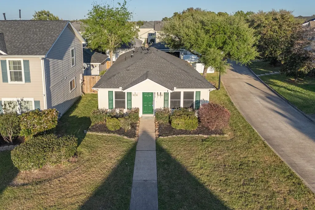 20727 Patriot Park Ln