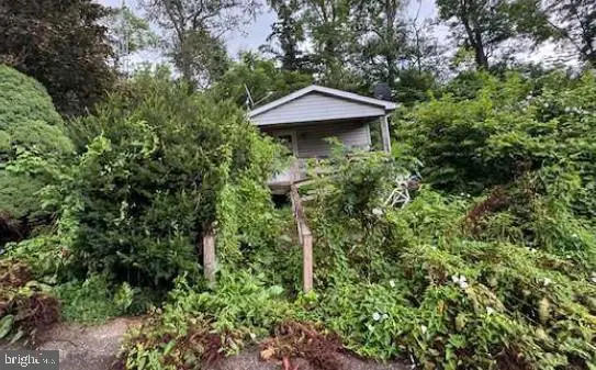 84 Conewago Park Dr