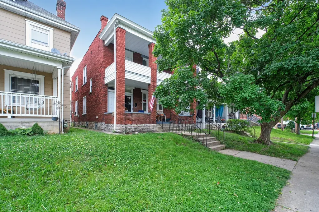 28-30 N Warren Ave
