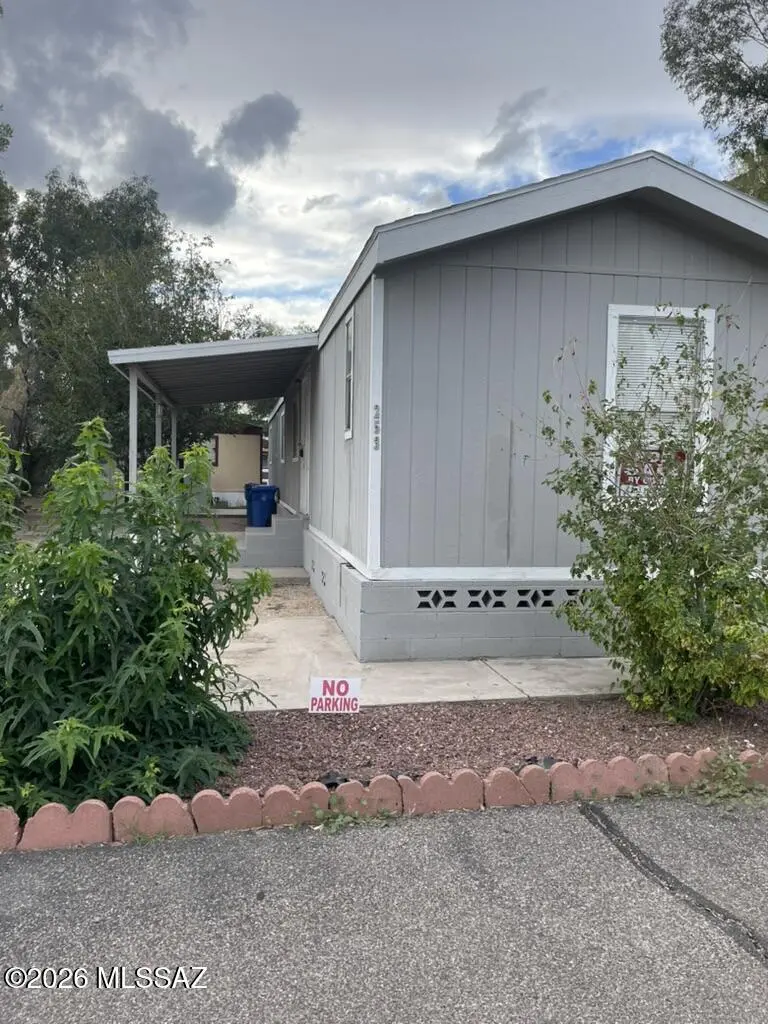 1111 E Limberlost Dr #253