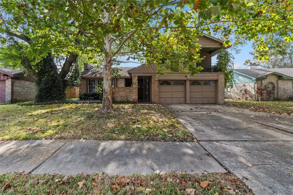 10702 Sagewillow Ln