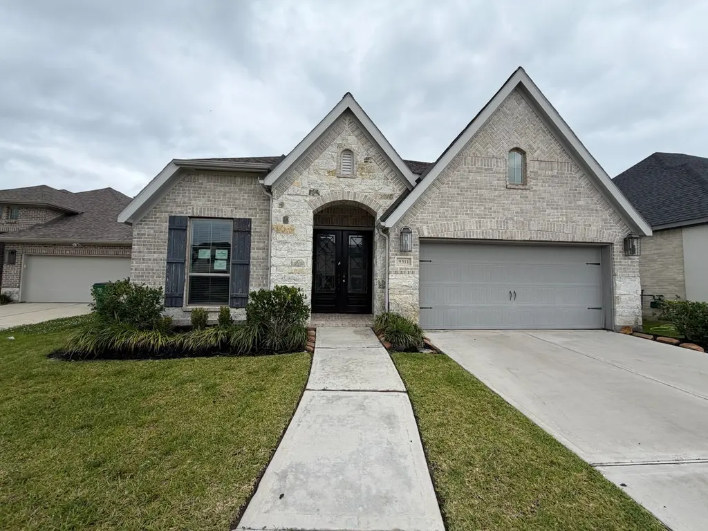 9311 Crescent Mill Dr